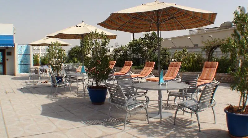 J5 Rimal Hotel Apartments Dubai 4*,